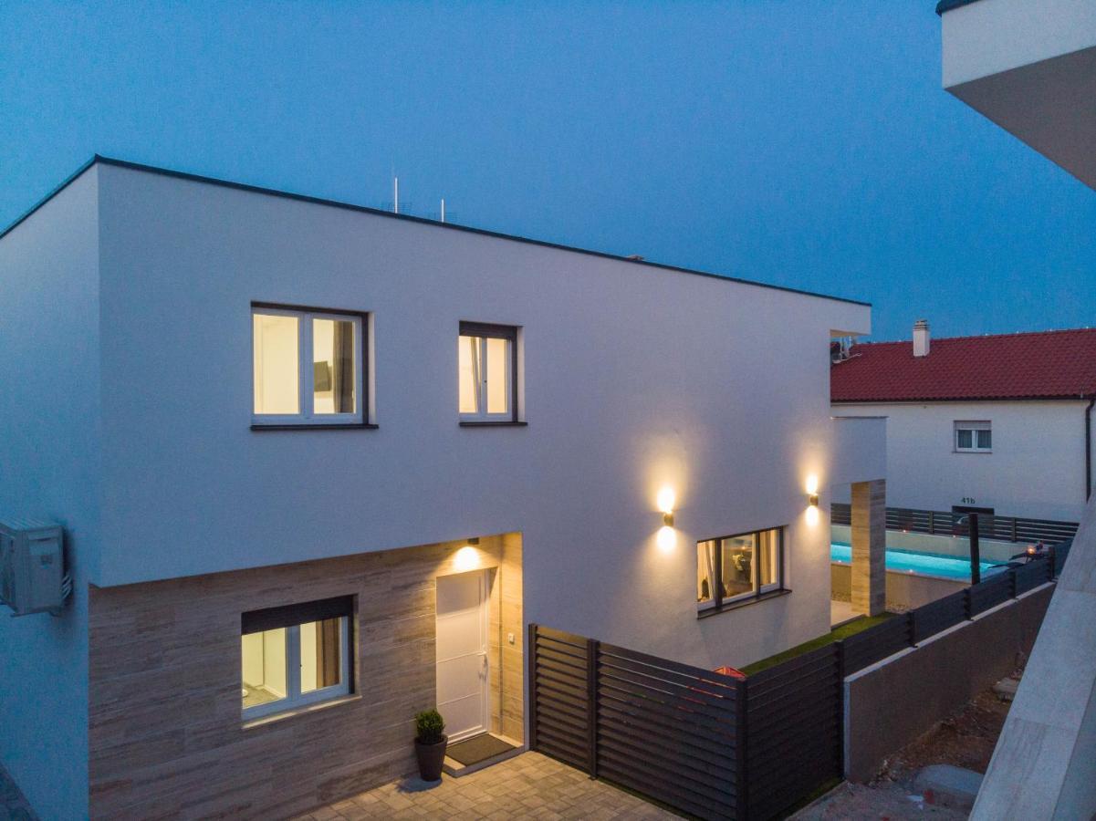 Villa Sarah Vodice Exterior photo